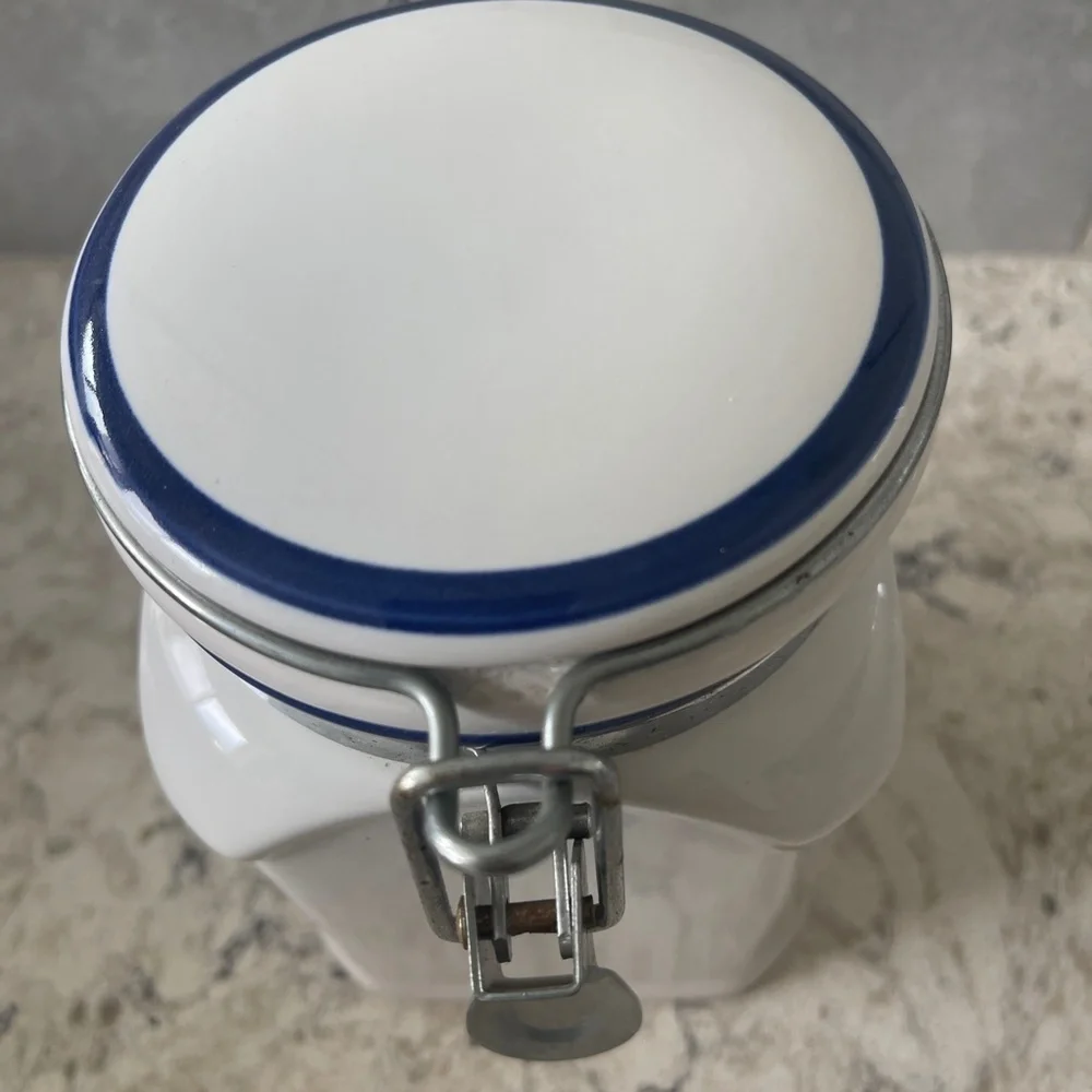 Vintage The Cellar‎ 6 x 4  White Airtight Canister for Federated Dept Stores